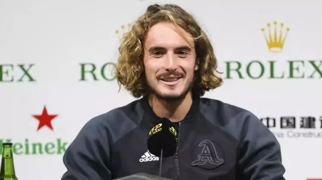 与克雷莫内 与克雷莫内