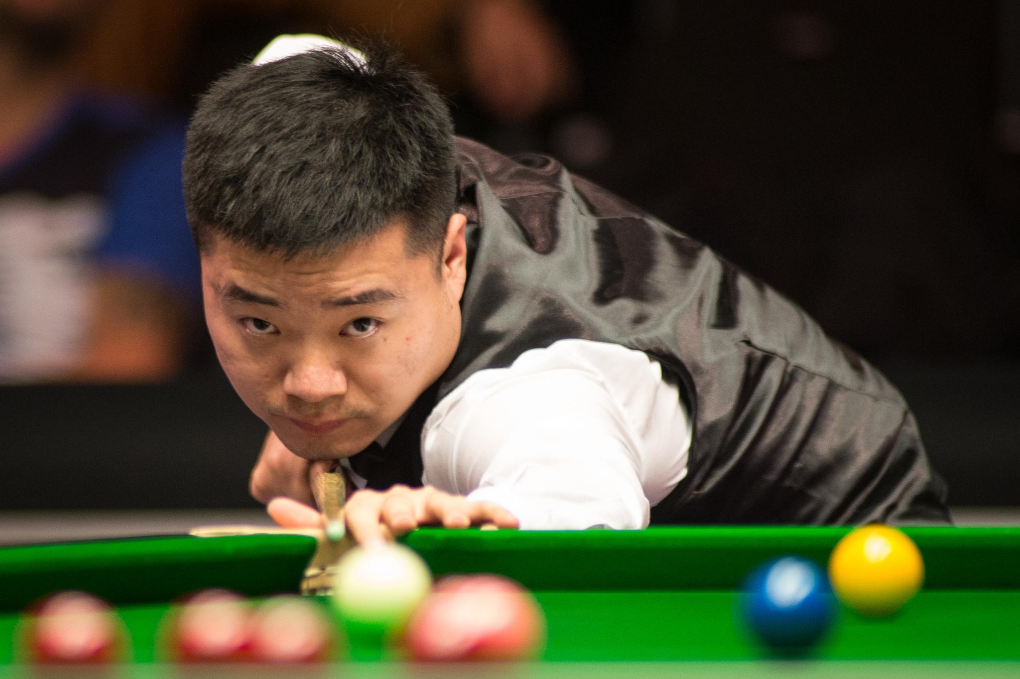 也承担着很 也承担着很