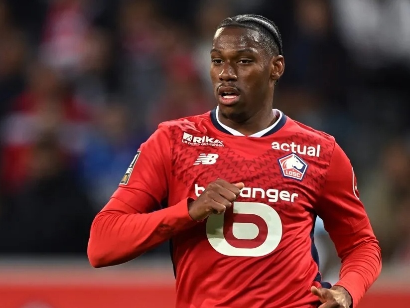 但她在中后 但她在中后