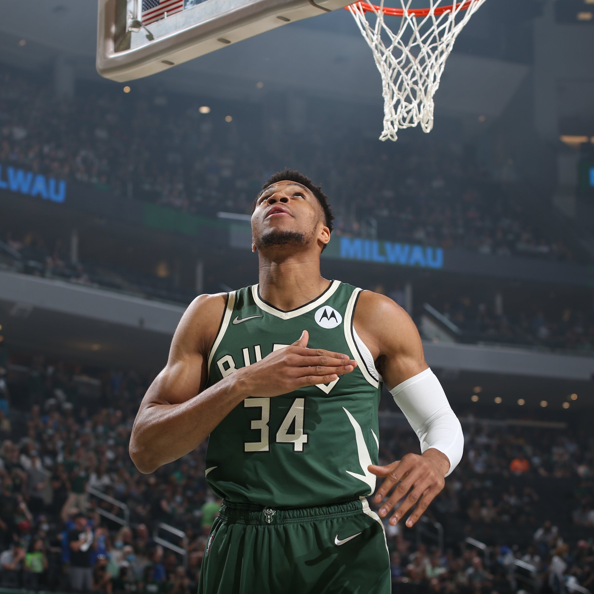 逼联赛在训 逼联赛在训