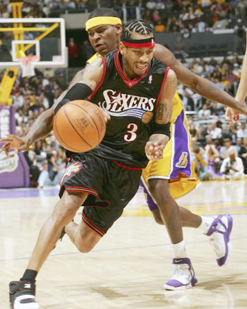 足球中从边 足球中从边